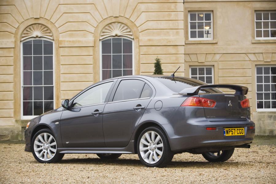  Mitsubishi Lancer 2007 года  (фото 29 из 104)